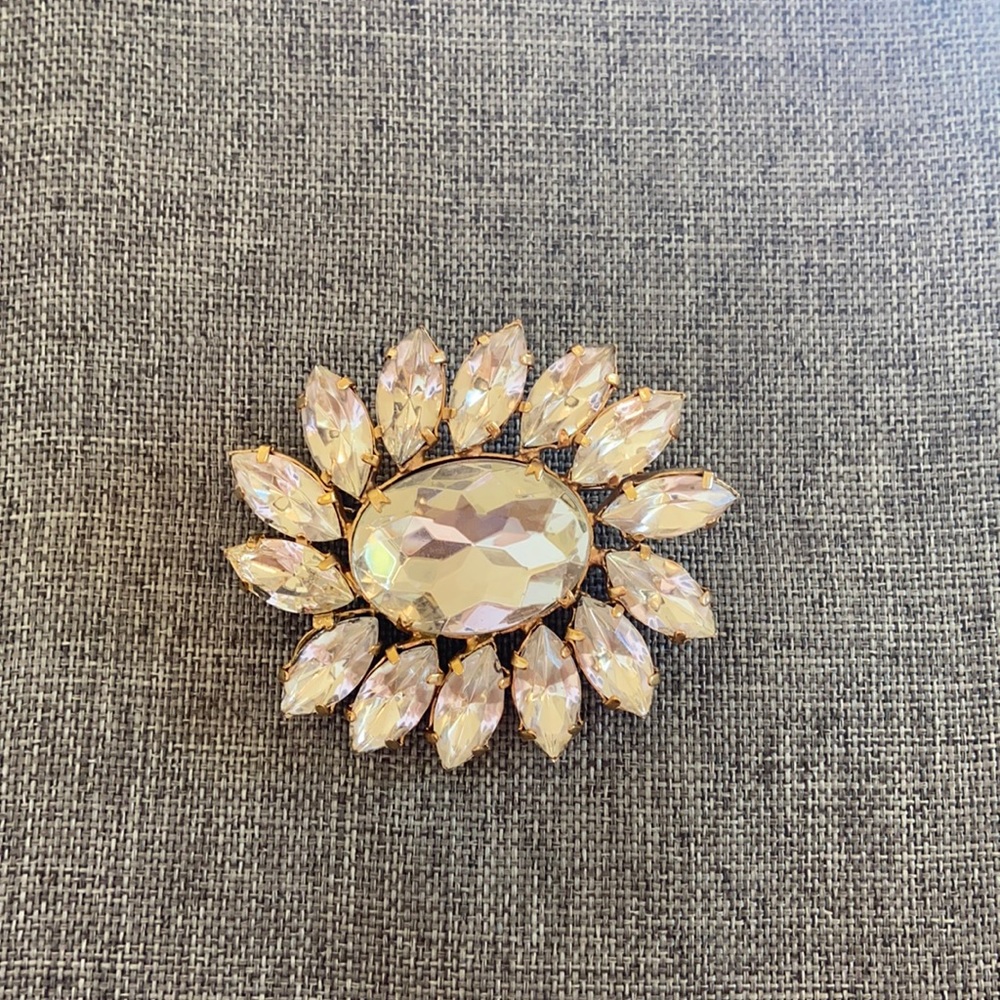 Gucci Pin
